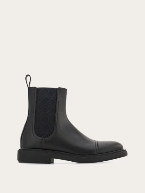 Chelsea boot