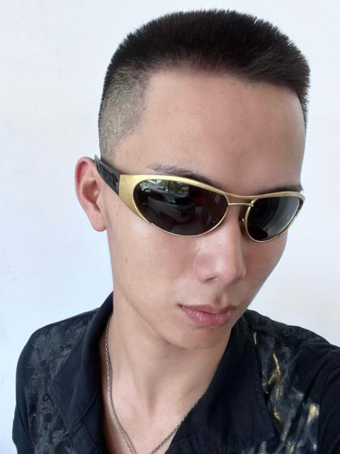 GUCCI SS1999 Gucci Tom Ford Futuristic Shield Sunglasses