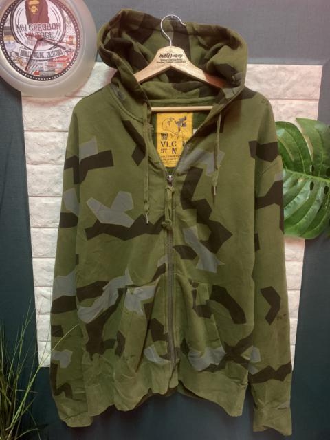 Other Designers Vintage - RARE!! Sweater Camo Volcomscout