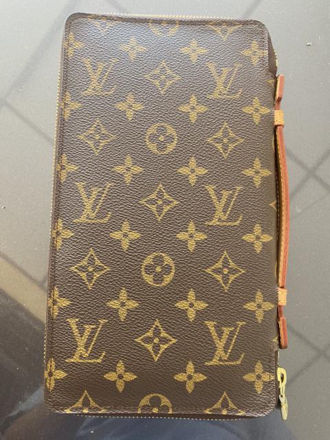 Louis Vuitton Authentic Louis Vuitton Travel Organizer