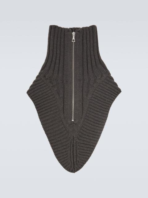 Zip-up ribbed-knit virgin wool scarf