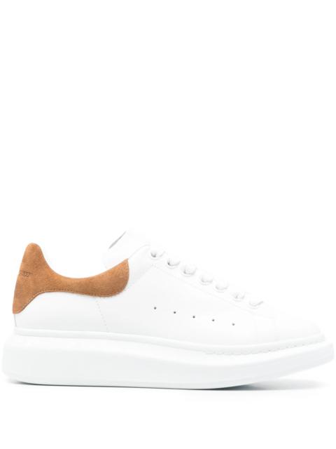 Alexander McQueen Alexander Mcqueen MCQUEEN CHUNKY SNEAKER WHITE LTHR TAN SUEDE TAB