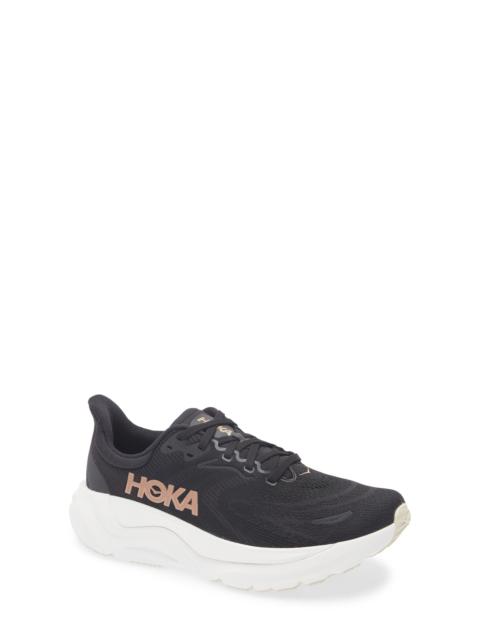 HOKA HOKA Arahi 8 Stability Running Shoe in Black /Rose Gold at Nordstrom