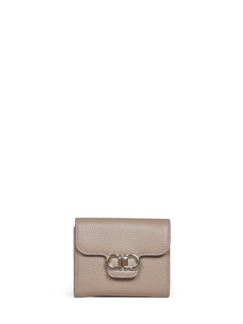 FERRAGAMO Ferragamo Women Warm Taupe Hammered Calfskin Leather Gancini Compact Wallet