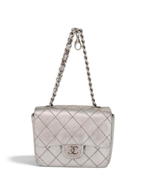 CHANEL Leather handbag