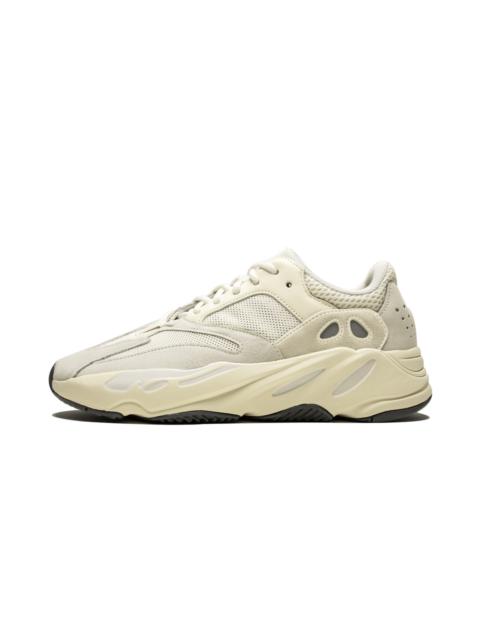 YEEZY Yeezy Boost 700