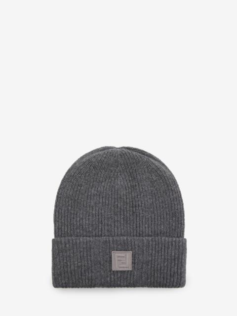 Beanie in wool and cashmere