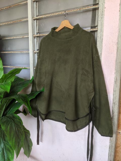 Other Designers Uniqlo - 🔥 STEALS 🔥 Uniqlo X White Mountaineering Fleece Sweater