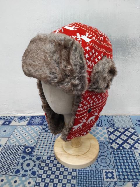 Other Designers Archival Clothing - Unbranded winter season red colour hat