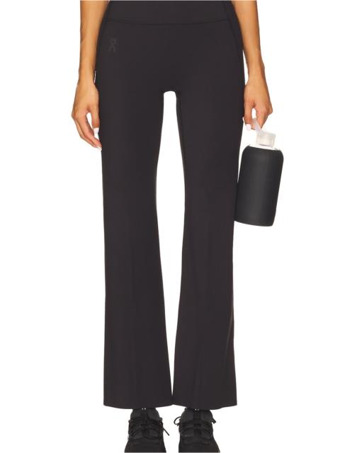 On 30" Studio Flared Tights