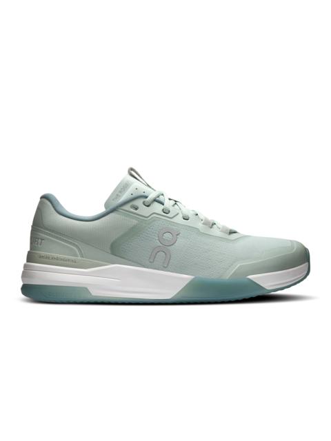 On THE ROGER Advantage Pro Clay