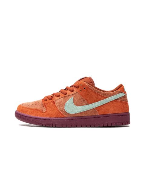 Nike SB Dunk Low Pro Prm "Mystic Red"