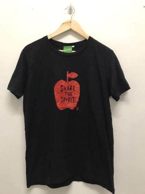 BEAMS PLUS Beams Art Apple Share The Spirit Tshirt