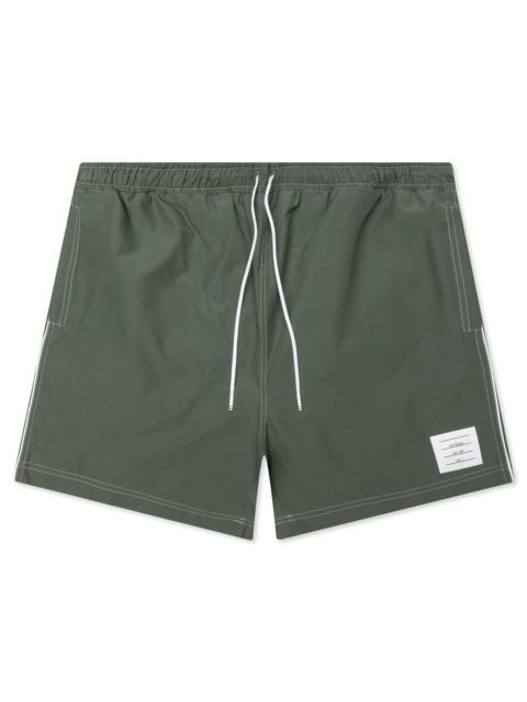 Thom Browne CONTRAST WHITE STITCHING TRACK SHORTS - DARK GREEN