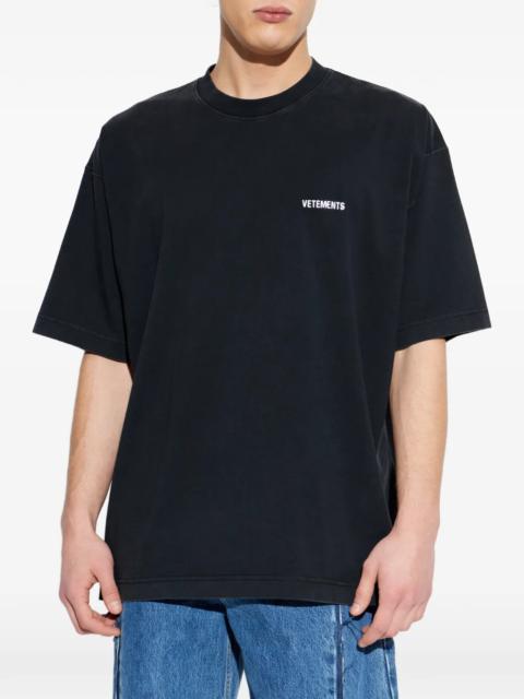 VETEMENTS VETEMENTS - Men Iconic Logo T-Shirt