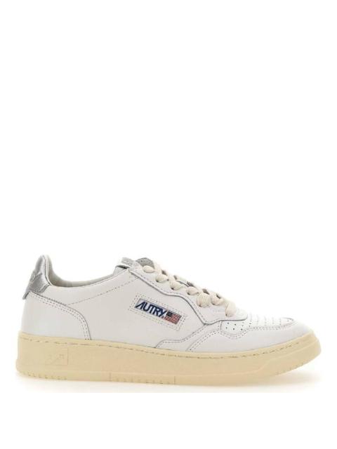 AUTRY Autry Medalist Leather Low-Top Sneakers
