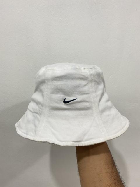Nike 🔥Vintage🔥 Nike White Bucket Hat