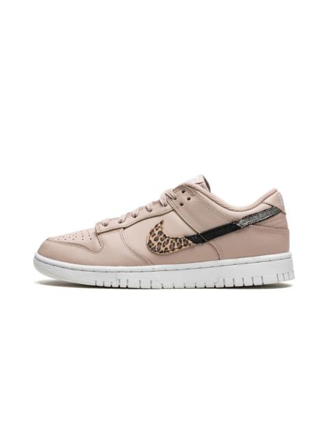 Nike WMNS Dunk Low SE "Primal Pink"