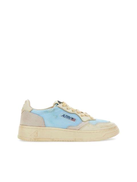 AVLW DA02 trainers