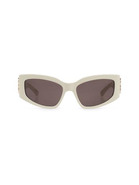 Bossy butterfly-frame sunglasses