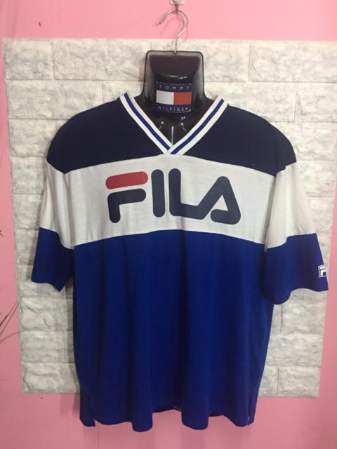 Other Designers Fila - V-Neck Shirt Fila Big Logo
