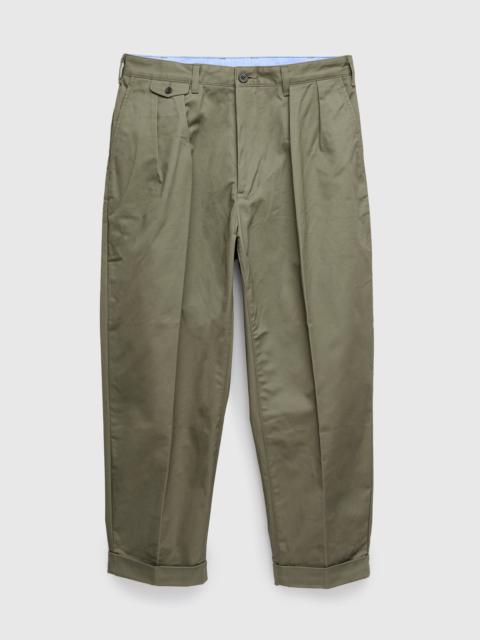 BEAMS PLUS 2-Pleat Twill Trousers in Olive