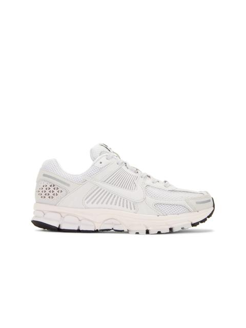 Nike Zoom Vomero 5 Sp Sneakers in Vast Grey Black. & Sail