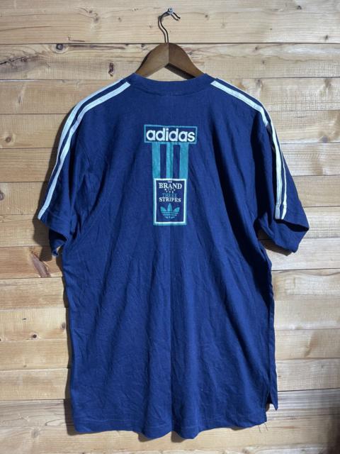 Vintage 90s adidas tshirt