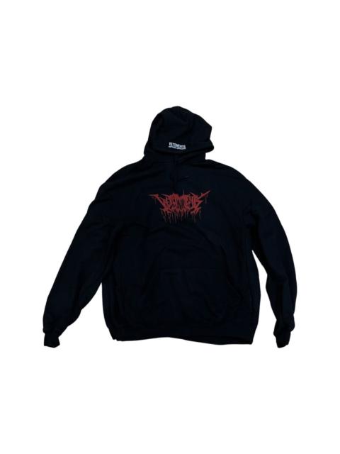 VETEMENTS Metal logo tour hoodie