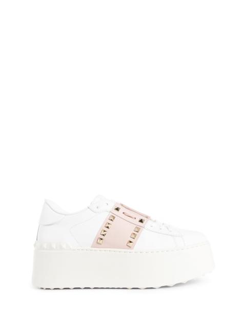 Flatform-Rockstud-Untitled-Sneakers