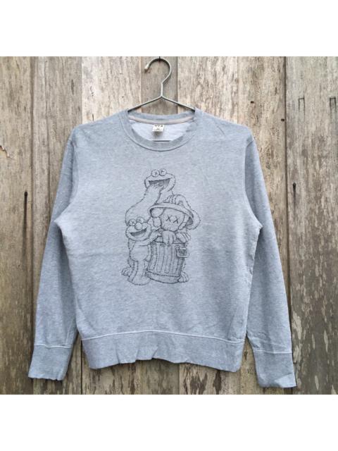 Other Designers Uniqlo - KAWS x Sesame Street x UT Crewneck Sweatshirt