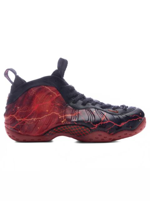Nike NIKE X STRANGER THINGS AIR FOAMPOSITE ONE 'VECNA' - BLACK/BRIGHT CRIMSON/OFF NOIR