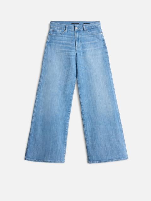 7 For All Mankind Left Hand Cropped Lotta in Charleston