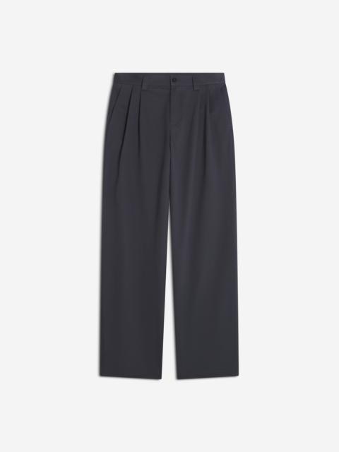 Maison Kitsuné RELAXED PLEATED PANTS