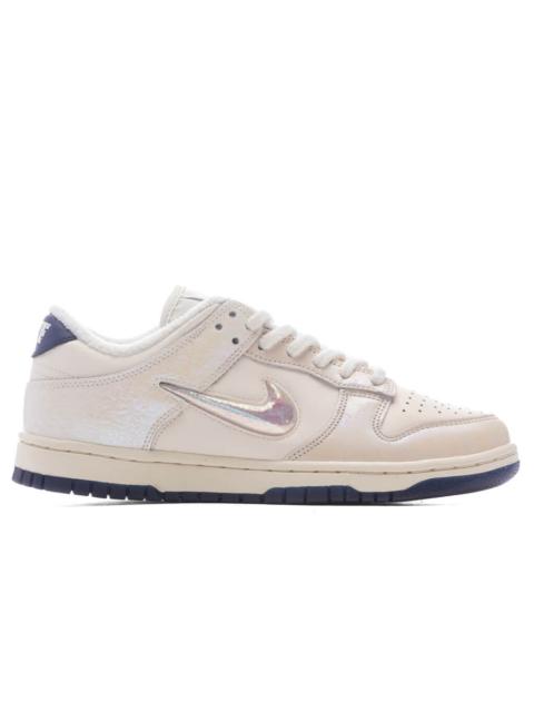 Nike WOMEN'S DUNK LOW - SOFT PEARL/MULTI/MIDNIGHT NAVY
