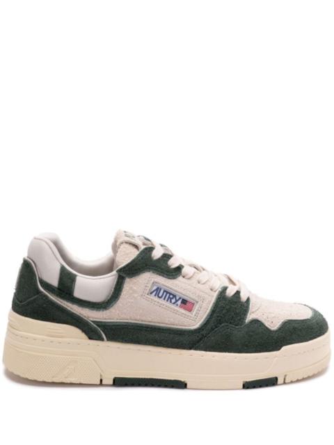 AUTRY Introducing the CLC LOW MAN SNEAKERS, a stunning addition to the footwear category by AUTRY. Crafted