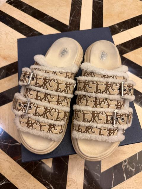 Dior Travis Scott x Dior fur slippers