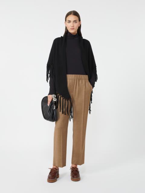 WEEKEND Max Mara TORNADO Wool shawl with fringes