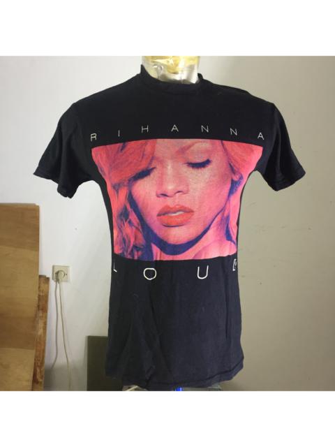 Vintage - Rihanna Loud Tour Shirt