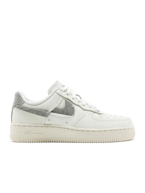 Nike WMNS AIR FORCE 1 LXX 'SEA GLASS PYTHON'