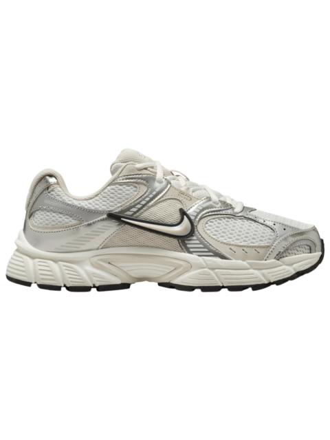 Nike Nike Women's V5 RNR Shoes