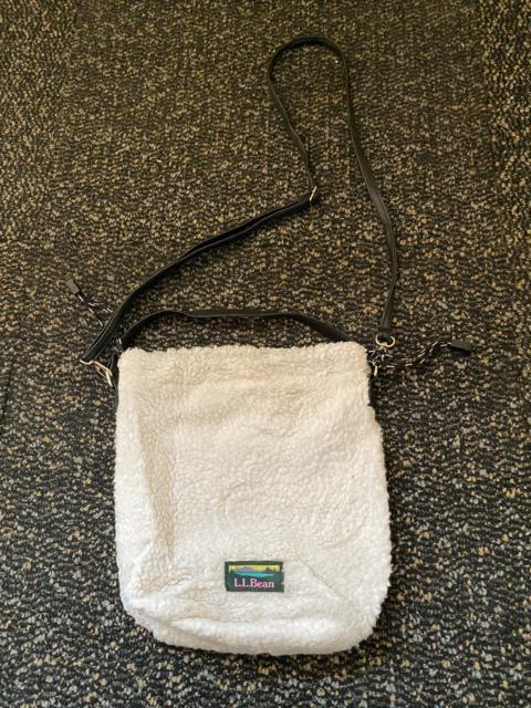 Other Designers L.L. Bean - Rare L.L Bean bulky sling bag