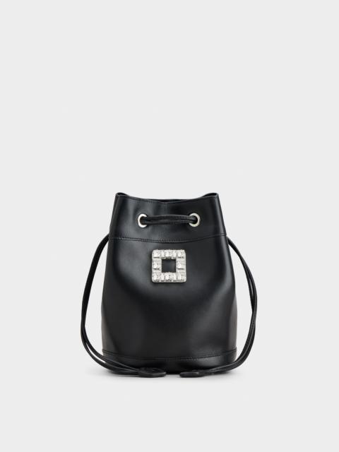 Roger Vivier Très Vivier Bucket Bag in leather
