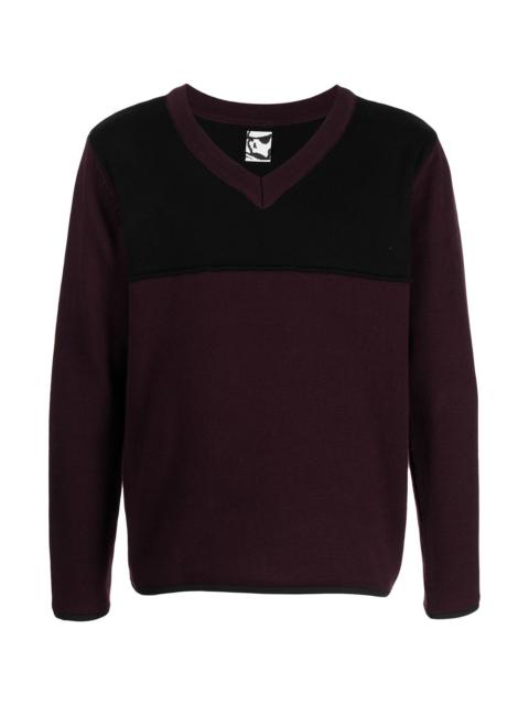 GR10K V-NECK KNIT JUMPER