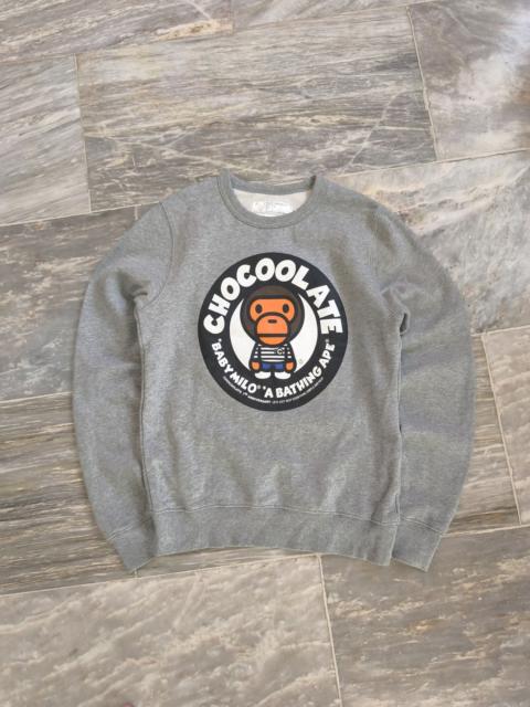 A BATHING APE® Baby Milo x Chocoolate Graphic Logo Crewneck
