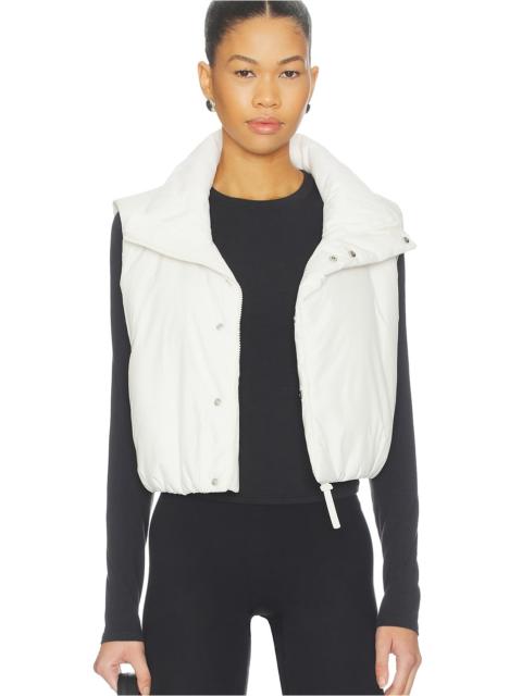 BEYOND YOGA Warm Up Puffer Vest