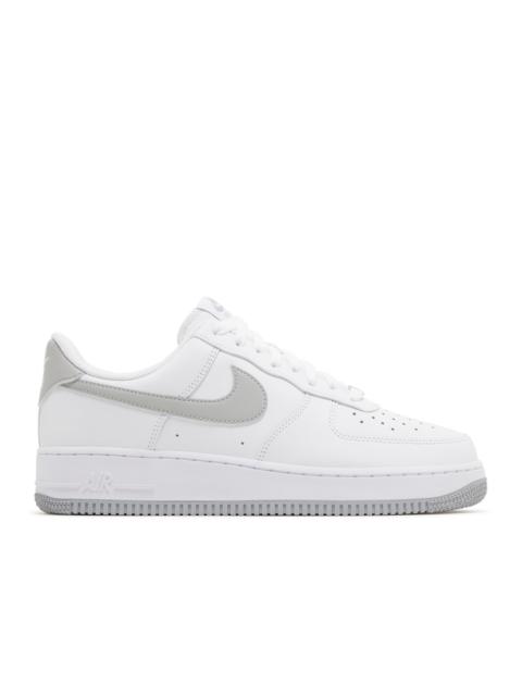 Nike AIR FORCE 1 '07 'WHITE LIGHT SMOKE GREY'
