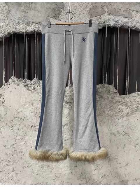 BALENCIAGA Balenciaga Women's Lion Flared Capri Sweatpants in Grey