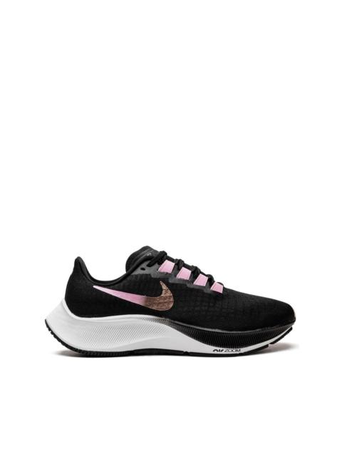 Nike Air Zoom Pegasus 37 sneakers