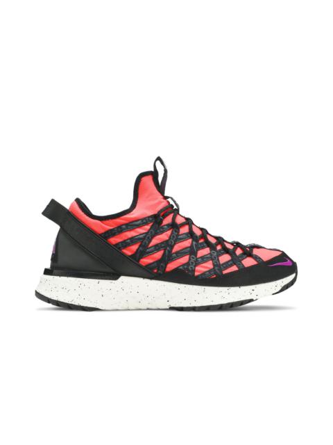 React Terra Gobe ACG 'Bright Crimson'